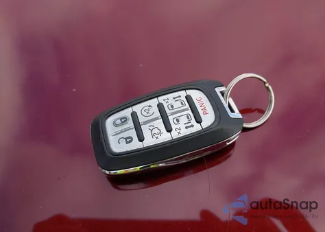 2017 Chrysler Pacifica Limited из США, поврежденный, VIN 2C4RC1GG8HR703435